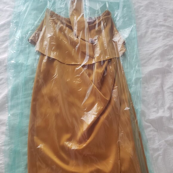 Lovers and Friends Dress - Picture 6 of 6